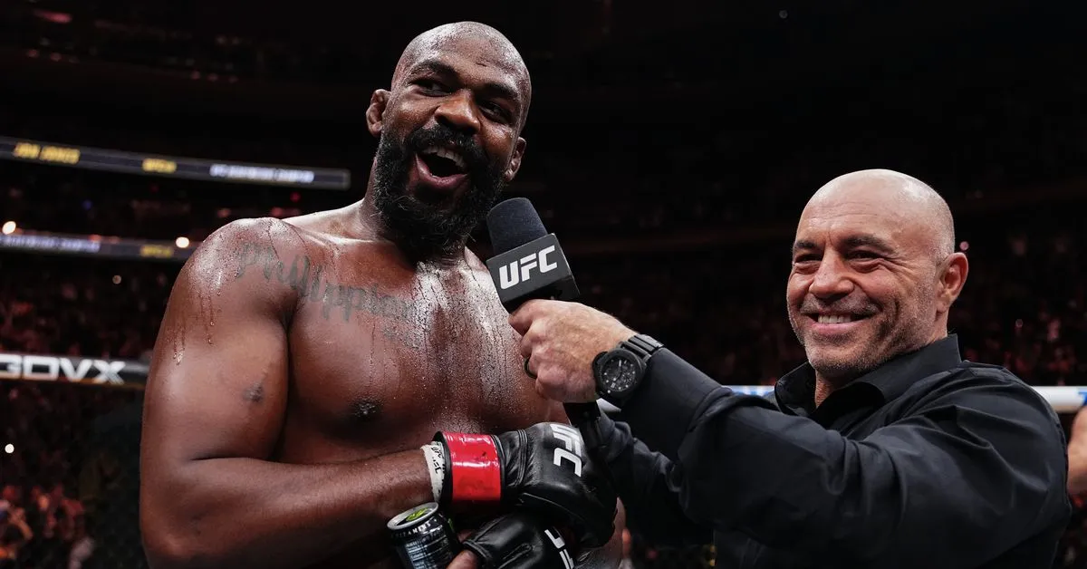 Jon Jones ingin menghadapi ‘siapapun yang memegang sabuk’ di kelas berat pada kartu Gedung Putih UFC